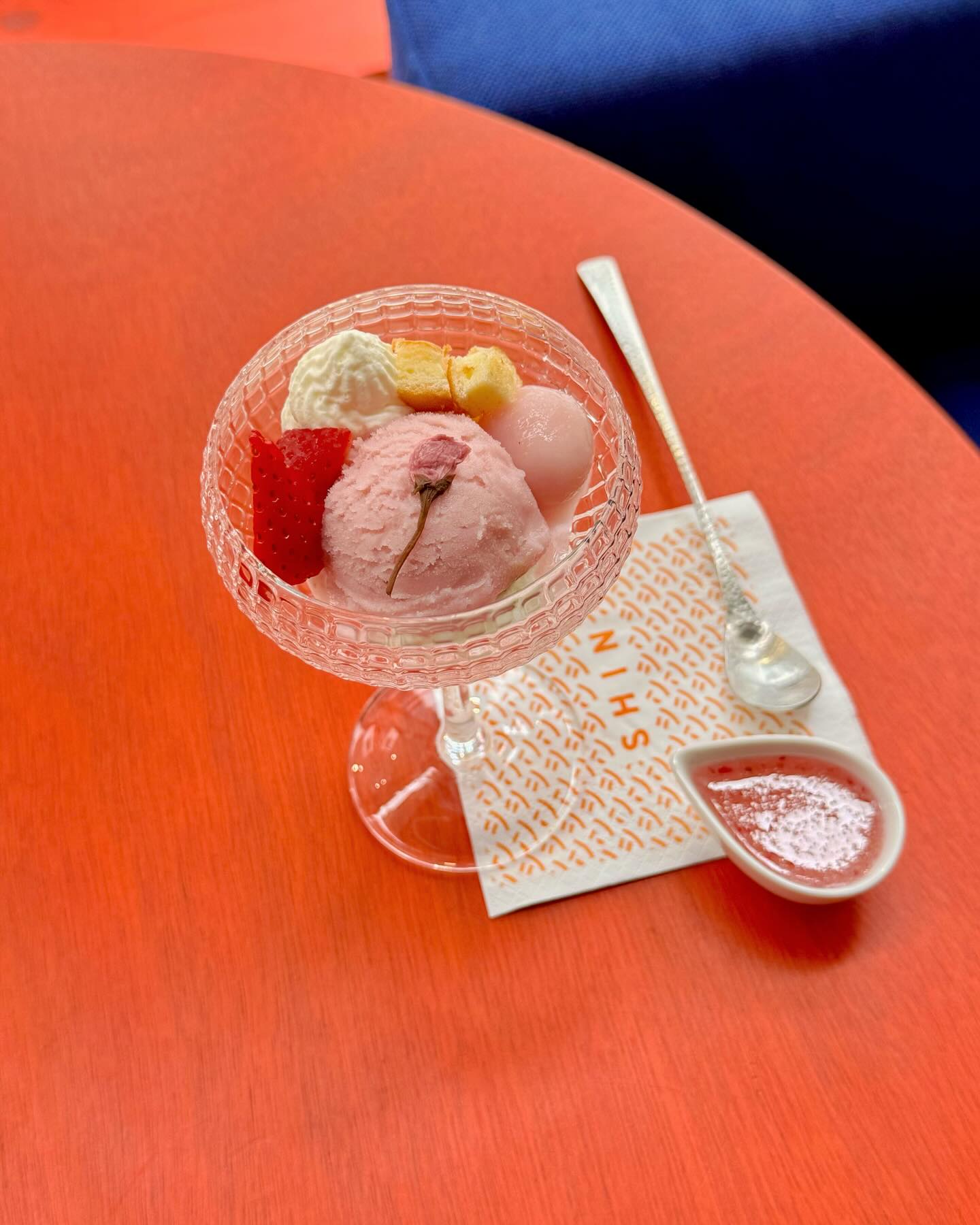 限定　桜餅アイス(Sakura-Mochi Icecream)

Spring started🌸
Sakura mochi is that I always ate together with my grandma this is how we felt SPRING💗
This year kaoru made for me so delicious Sakura ice cream that is exactly same flavor of Sakura-mochi, let me feel go back to Japan Sakura season😋🥹🥰

If you don’t know what is #sakuramochi come and try it😉

#feeljapanatshin 
#japaneserestaurant 
#traditionaljapaneseflavors 
#japanesefood 
#sakura 
#桜餅 
#桜餅アイス 
#桜