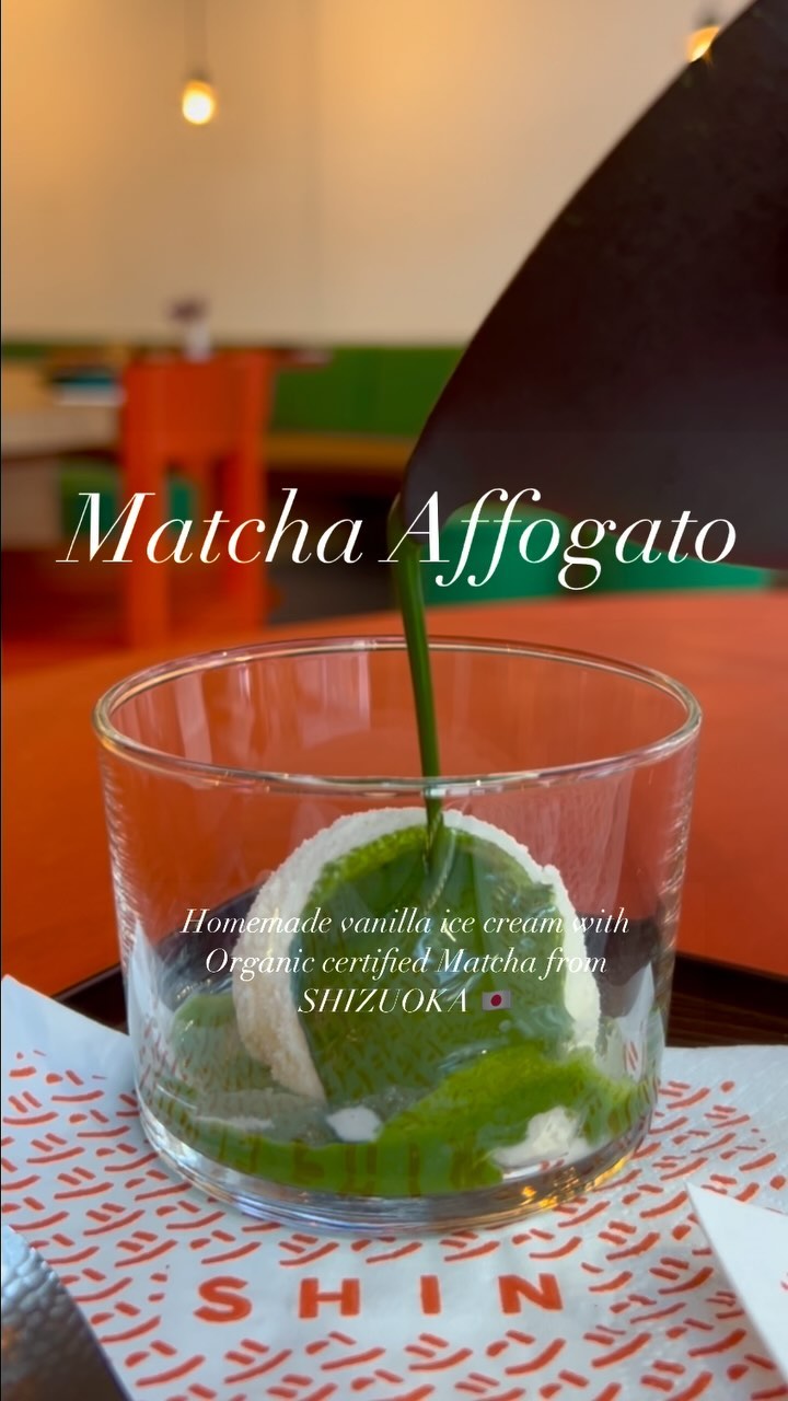 抹茶アフォガード(Matcha Affogato)

We really CARING for quality and flavor.
When you try then you will feel it💗full of LOVE by SHIN’s staff🥰

#matcha 
#matchalover 
#matchadessert 
#matchasweets 
#organicmatcha 
#抹茶
#抹茶スイーツ